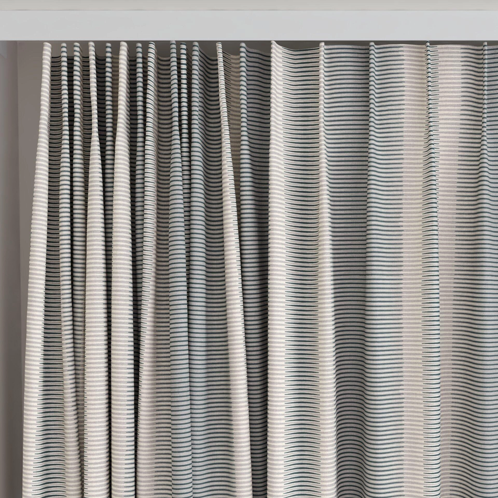 Jubilea  Jacopo stripe  01 Metal  Curtain_Rail_Top.jpg