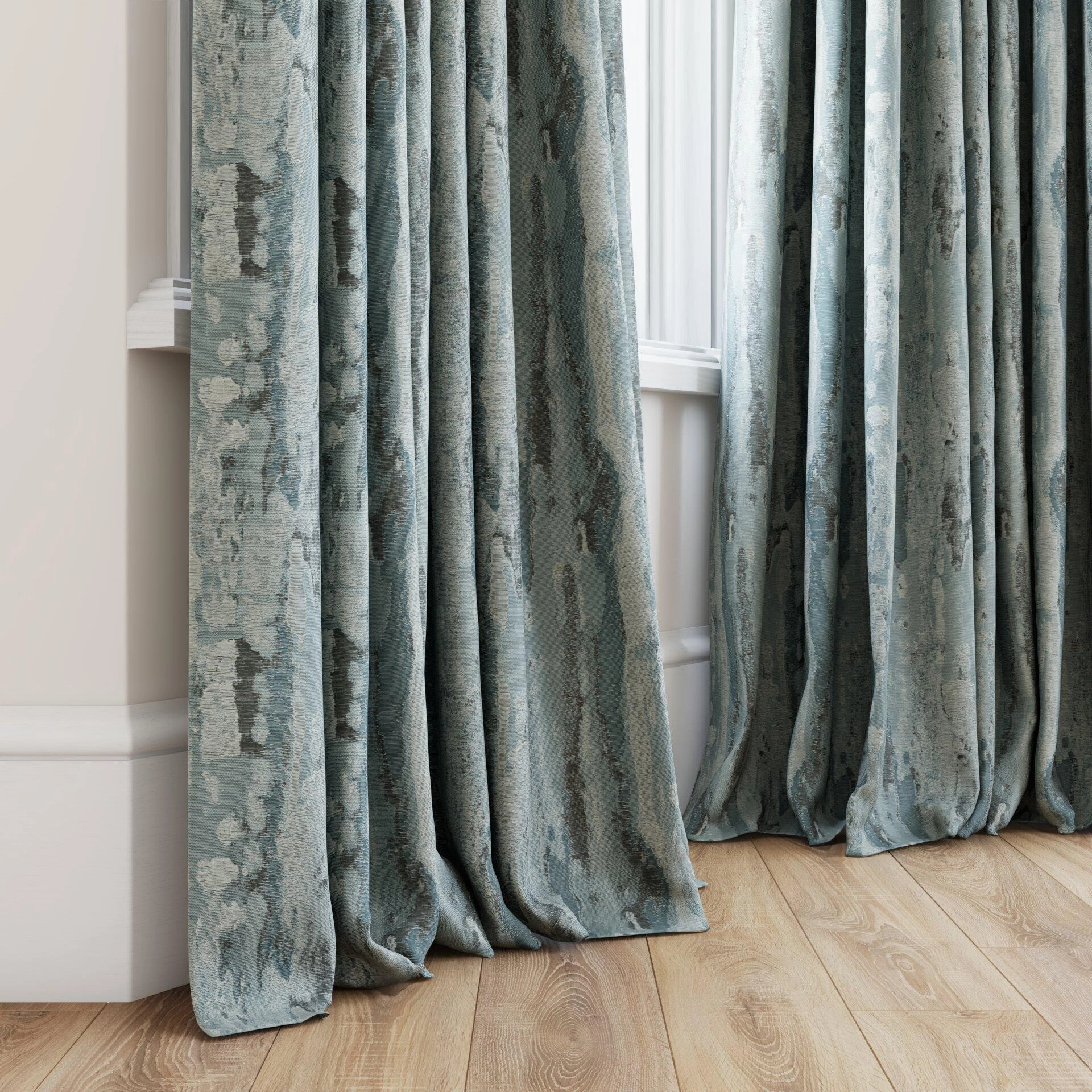 Jubilea  Jager  02 Niagara  Curtain_GrommetPuddle_Bottom.jpg