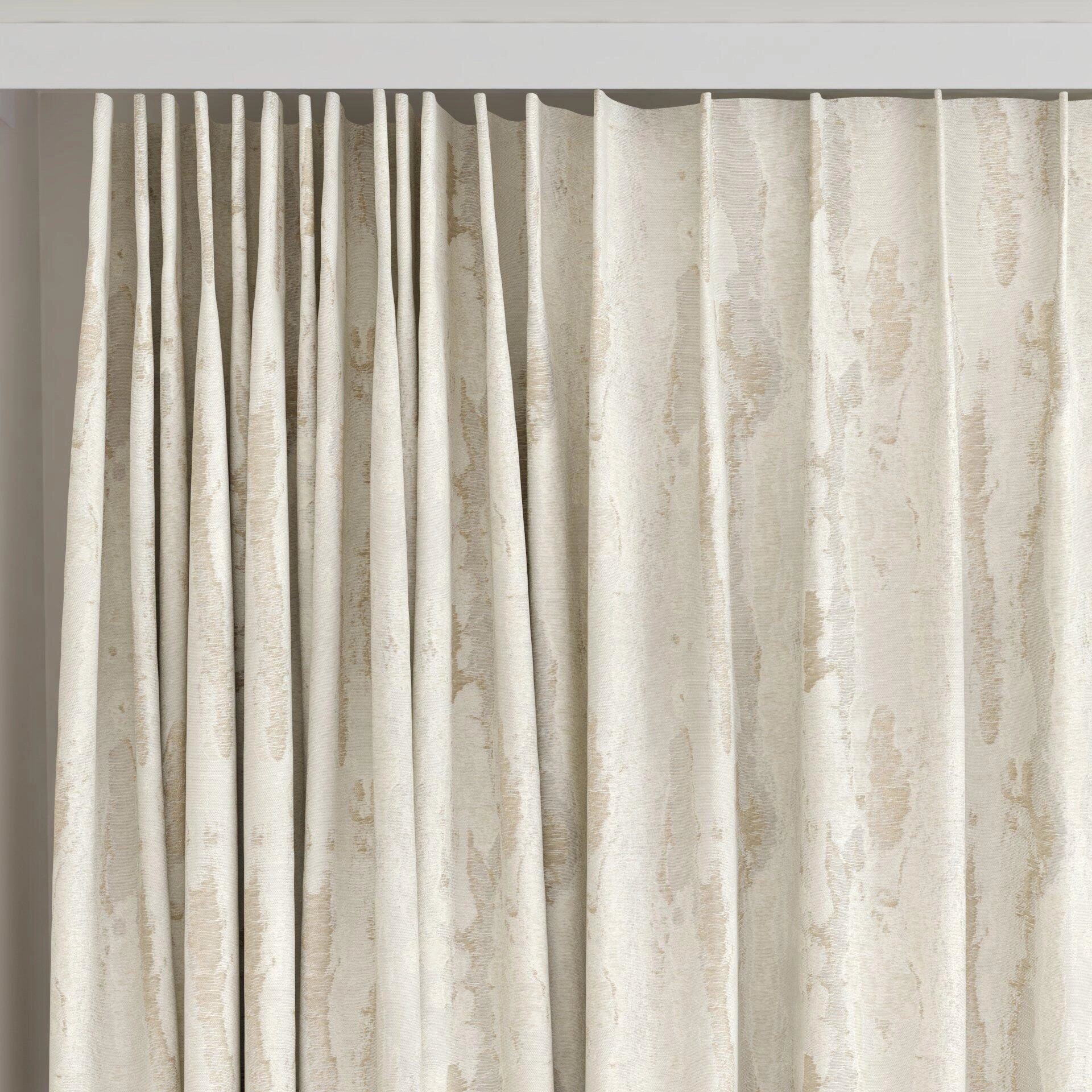 Jubilea  Jager  04 Ivory  Curtain_Rail_Top.jpg